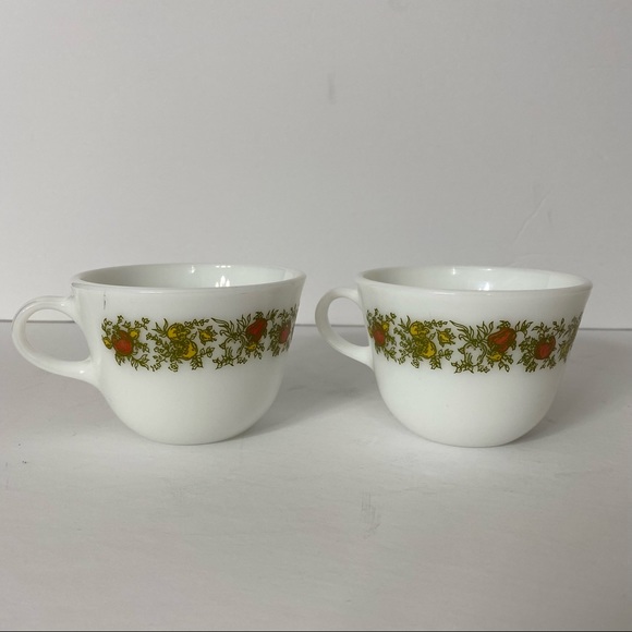 Vintage Pyrex Milk Glass Coffee Mug Cups Spice Of Life Vegetable Garden Set of 2 - Picture 3 of 8